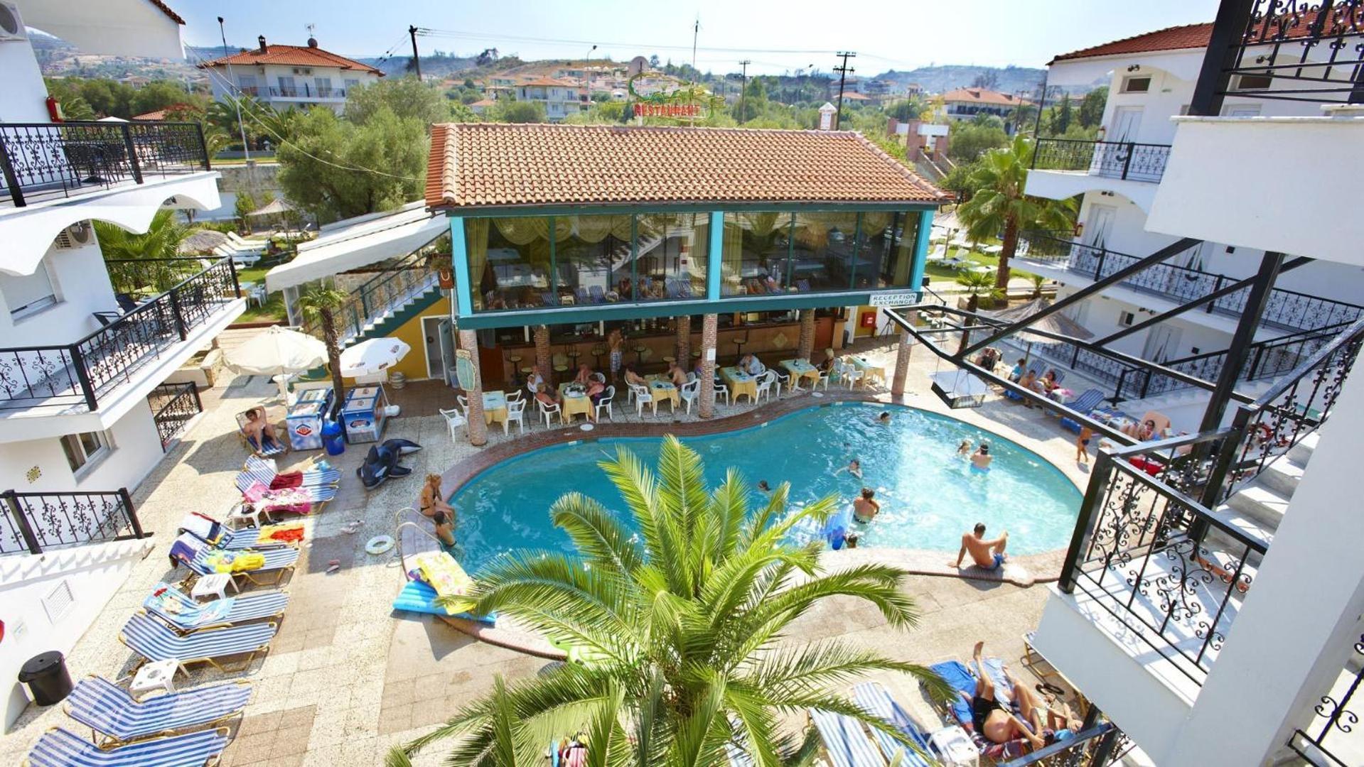 Hanioti Grand Victoria Exterior photo